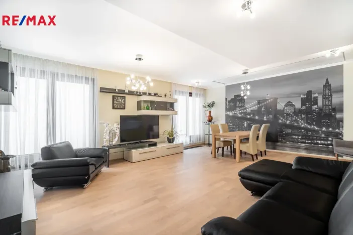 Prodej bytu 4+kk, Karlovy Vary, Libušina, 171 m2