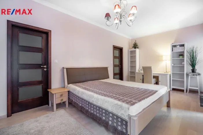 Prodej bytu 4+kk, Karlovy Vary, Libušina, 171 m2