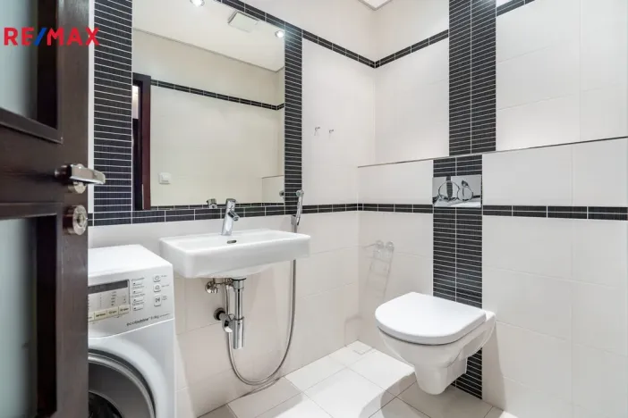 Prodej bytu 4+kk, Karlovy Vary, Libušina, 171 m2