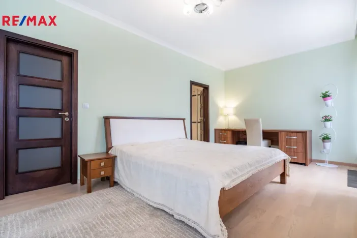 Prodej bytu 4+kk, Karlovy Vary, Libušina, 171 m2