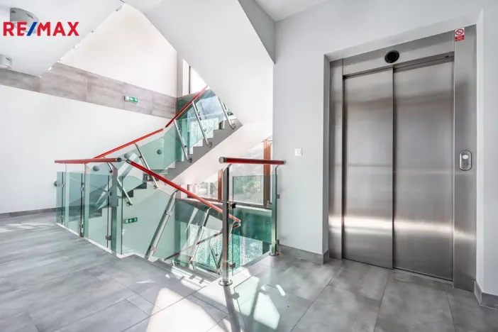 Prodej bytu 4+kk, Karlovy Vary, Libušina, 171 m2