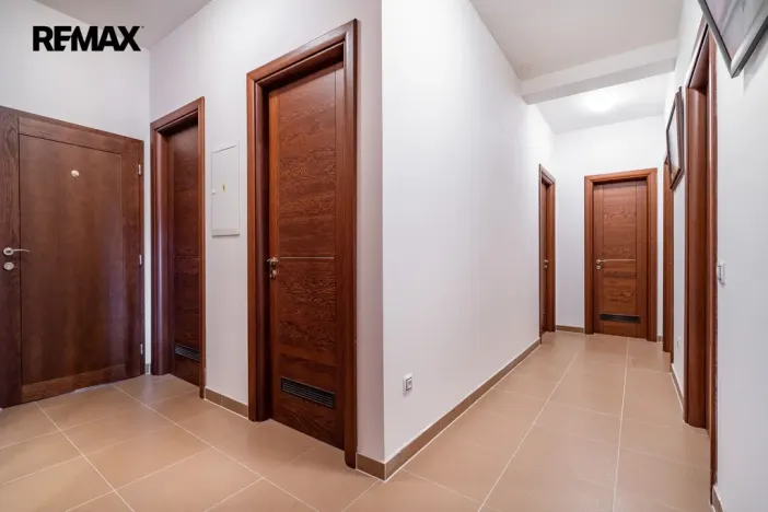 Prodej bytu 3+kk, Karlovy Vary, Jateční, 96 m2