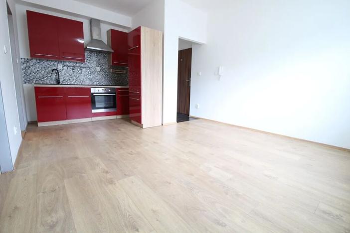 Pronájem bytu 2+kk, Praha - Hrdlořezy, Českobrodská, 36 m2