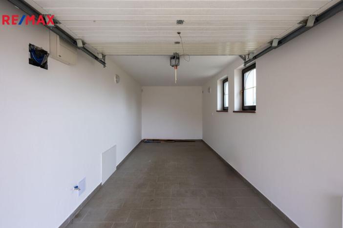 Prodej rodinného domu, Jenišov - Pod Rohem, K Rohu, 205 m2