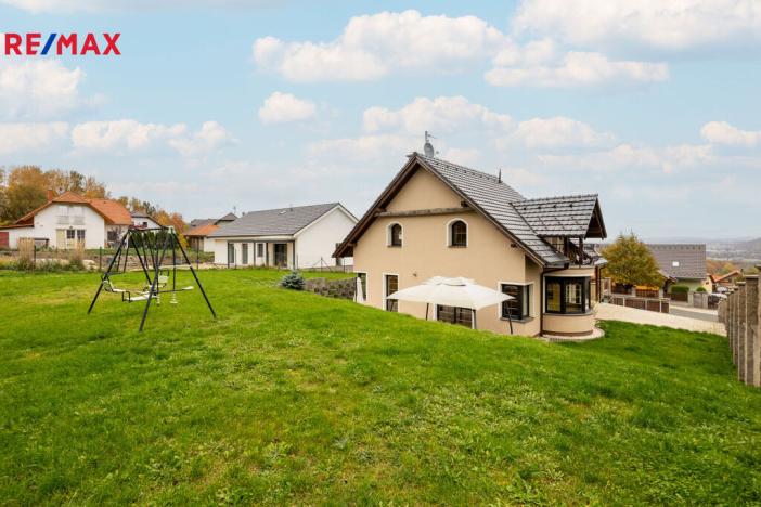 Prodej rodinného domu, Jenišov - Pod Rohem, K Rohu, 205 m2