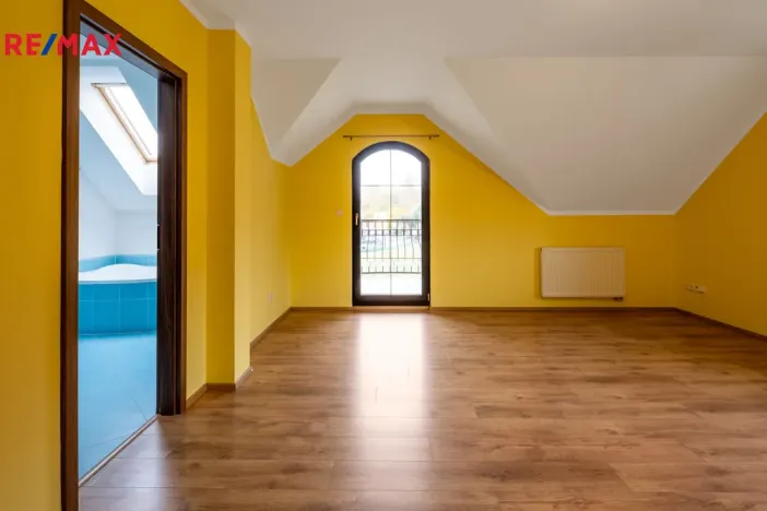 Prodej rodinného domu, Jenišov - Pod Rohem, K Rohu, 205 m2