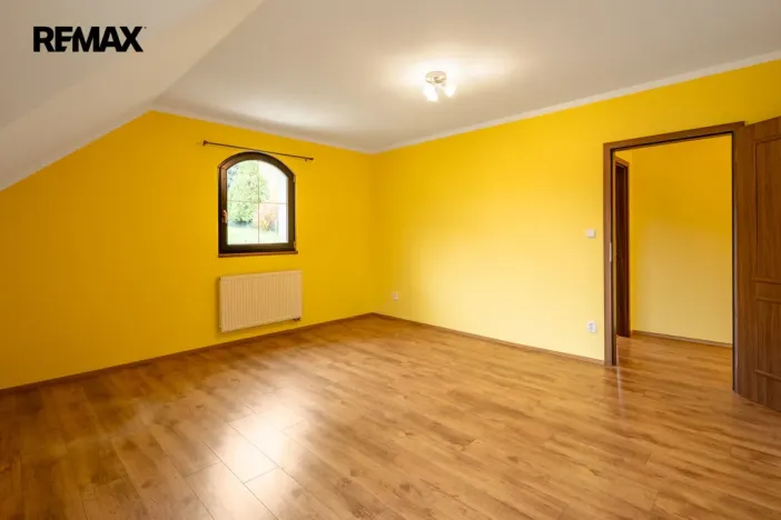 Prodej rodinného domu, Jenišov - Pod Rohem, K Rohu, 205 m2