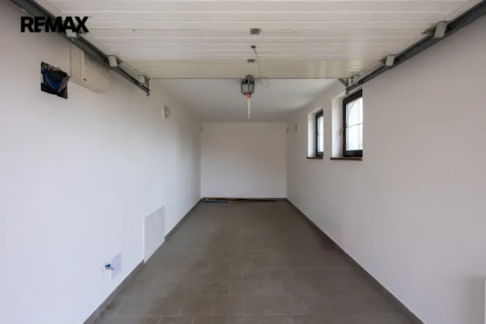 Prodej rodinného domu, Jenišov - Pod Rohem, K Rohu, 205 m2