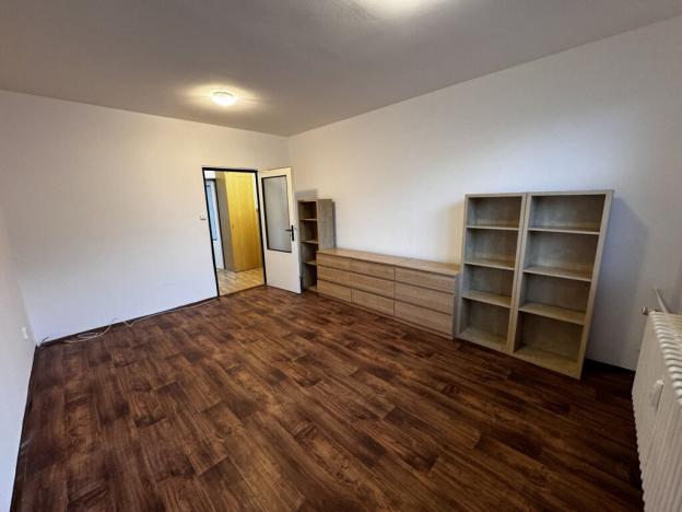 Pronájem bytu 2+1, Zlín, Dlouhá, 56 m2