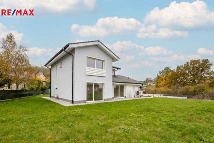 Prodej rodinného domu, Jenišov, 178 m2