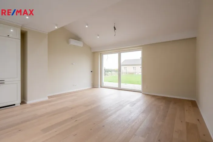 Prodej rodinného domu, Jenišov - Pod Rohem, Horská, 167 m2