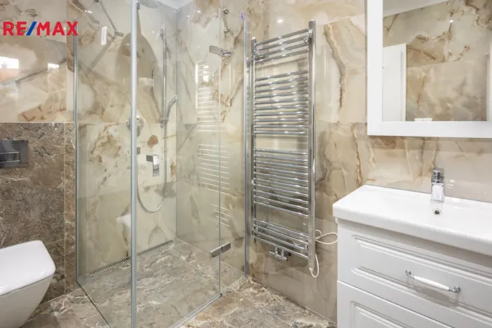 Prodej rodinného domu, Jenišov - Pod Rohem, Horská, 167 m2