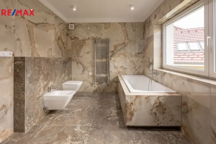 Prodej rodinného domu, Jenišov - Pod Rohem, Horská, 167 m2