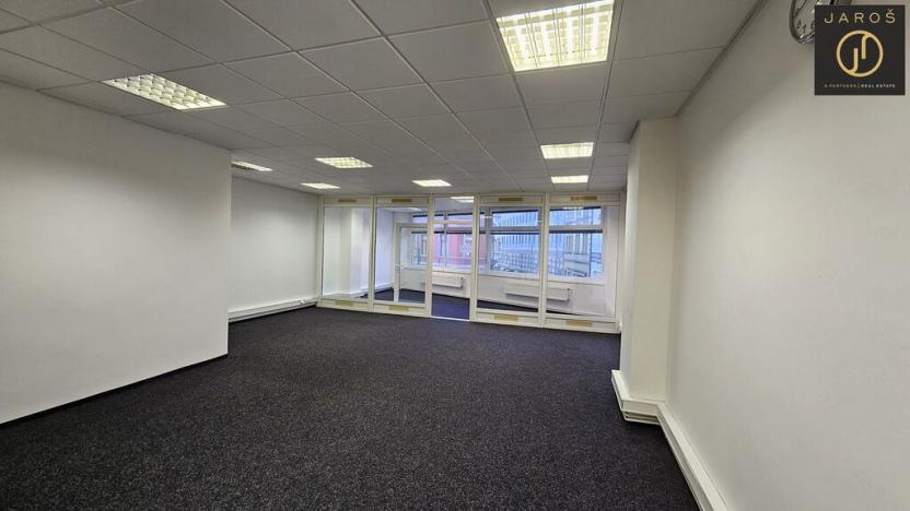 Pronájem obchodního prostoru, Kladno, T. G. Masaryka, 110 m2