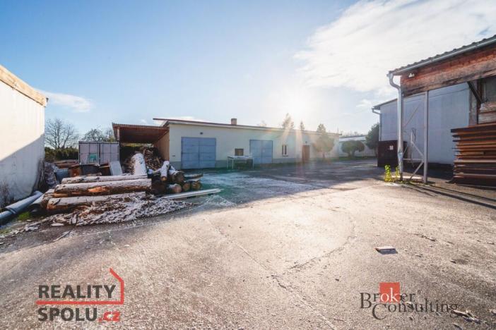 Prodej výrobních prostor, Kozolupy, 8000 m2