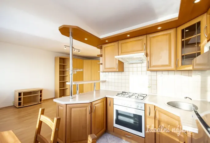 Pronájem bytu 1+kk, Praha - Střížkov, Habartická, 32 m2