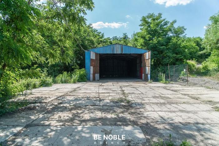 Pronájem skladu, Kladno, Na Vysokém, 215 m2