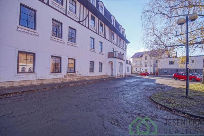 Prodej bytu 3+kk, Jeseník, Palackého, 68 m2