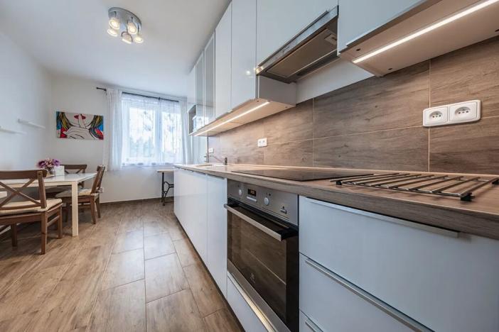 Prodej rodinného domu, Dobrovice, 250 m2