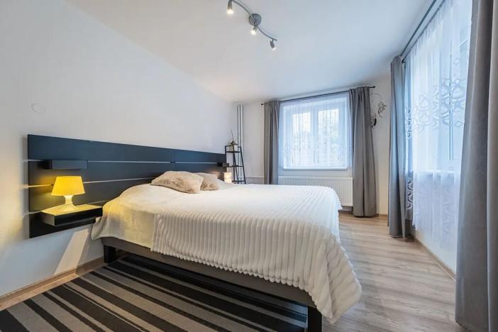 Prodej rodinného domu, Dobrovice, 250 m2