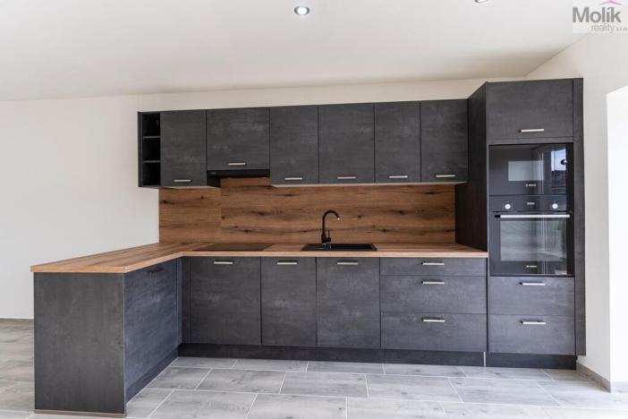 Prodej rodinného domu, Manětín, 208 m2