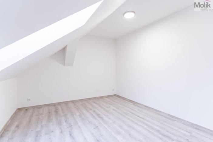 Prodej rodinného domu, Manětín, 208 m2