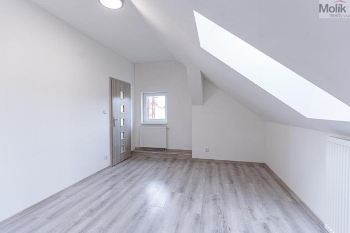 Prodej rodinného domu, Manětín, 208 m2