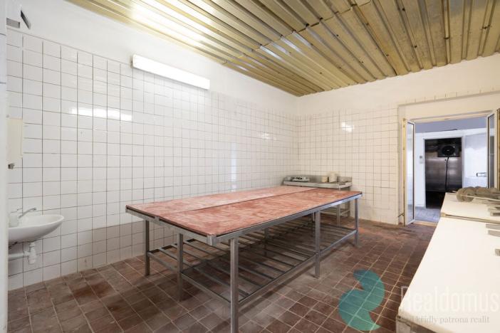 Prodej komerční nemovitosti, Kájov, 512 m2