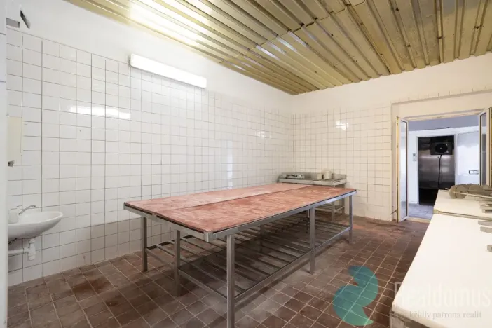 Prodej komerční nemovitosti, Kájov, 512 m2