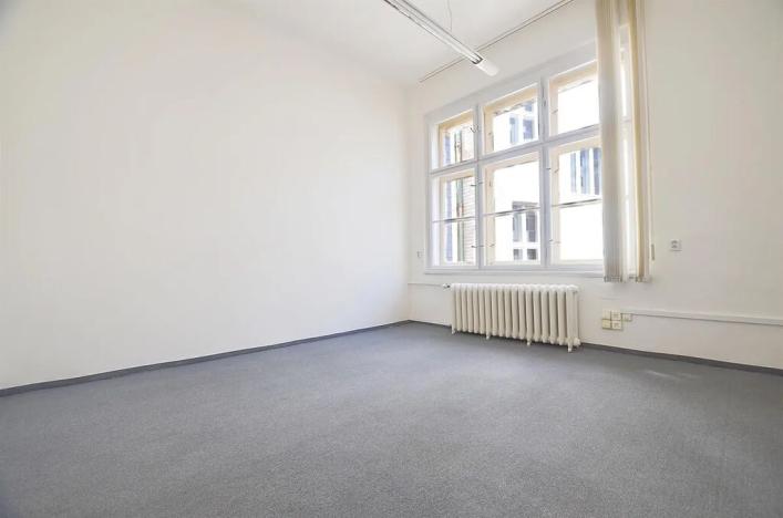 Pronájem kanceláře, Praha - Nové Město, Senovážné náměstí, 14 m2