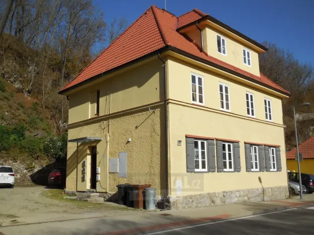 Pronájem bytu 2+kk, Český Krumlov - Plešivec, 5. května, 39 m2