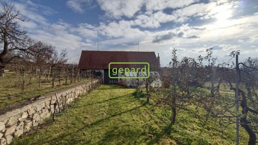 Prodej podílu 1/2 rodinného domu, Ořechov, Ořechovičská, 567 m2