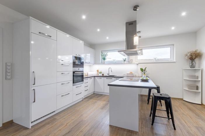 Prodej rodinného domu, Drnholec, Wolkerova, 181 m2