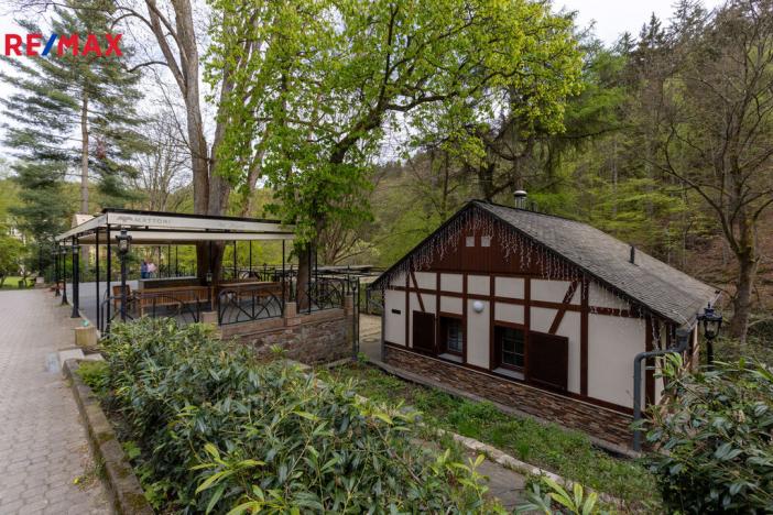 Prodej ubytování, Karlovy Vary, Křižíkova, 1021 m2