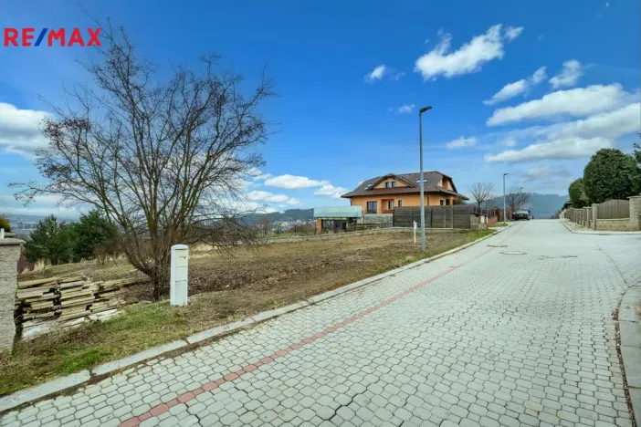 Prodej pozemku pro bydlení, Karlovy Vary, 822 m2