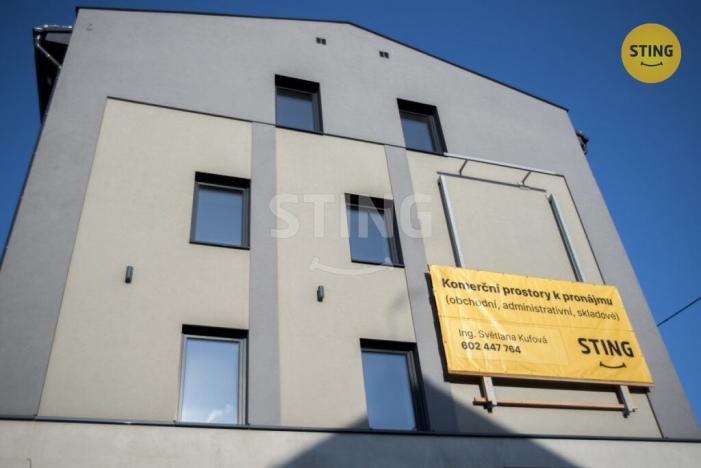 Pronájem kanceláře, Český Těšín, Jablunkovská, 902 m2