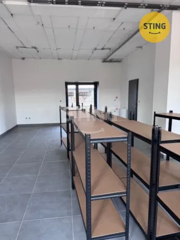 Pronájem kanceláře, Český Těšín, Jablunkovská, 902 m2