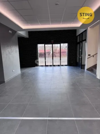 Pronájem kanceláře, Český Těšín, Jablunkovská, 902 m2