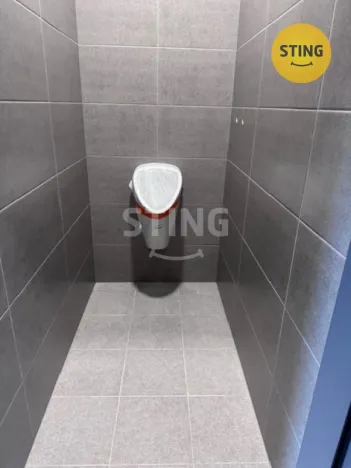 Pronájem kanceláře, Český Těšín, Jablunkovská, 902 m2