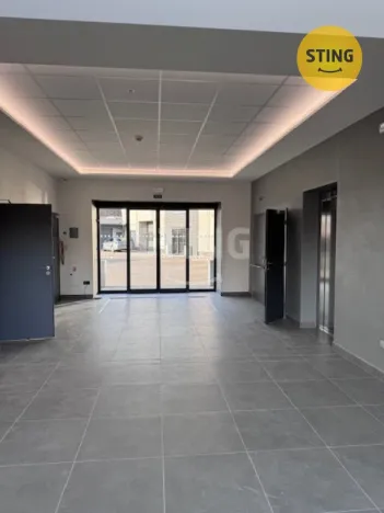 Pronájem obchodního prostoru, Český Těšín, Jablunkovská, 401 m2