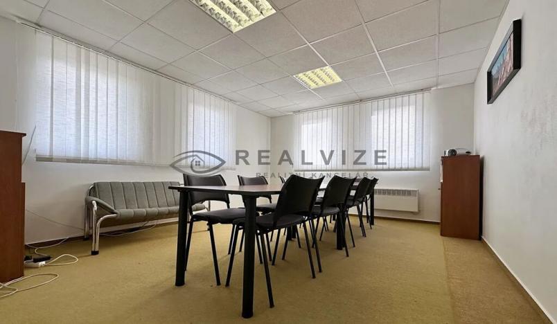 Pronájem kanceláře, Benešov nad Černou, 150 m2