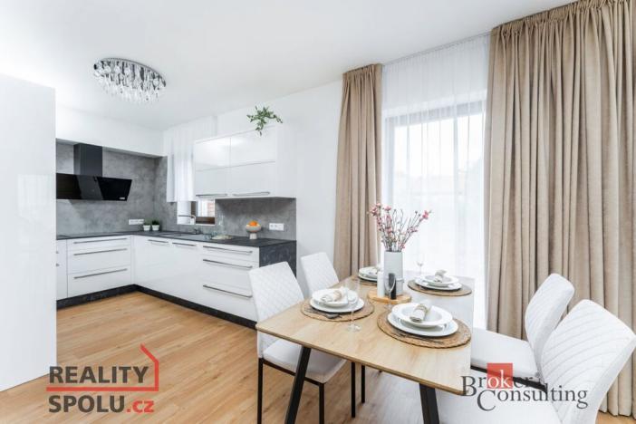 Prodej rodinného domu, Ořech, Východní, 161 m2