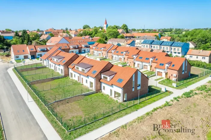 Prodej rodinného domu, Ořech, 161 m2