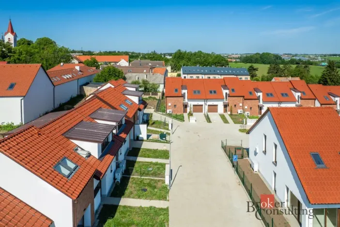 Prodej rodinného domu, Ořech, 159 m2