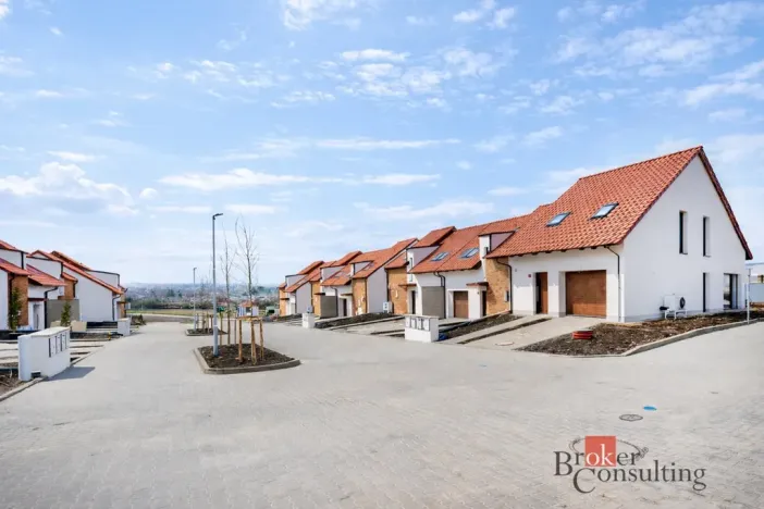 Prodej rodinného domu, Ořech, Východní, 166 m2