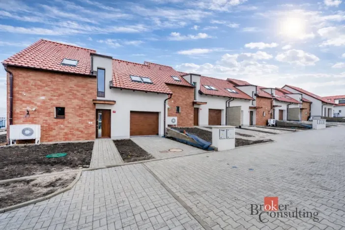Prodej rodinného domu, Ořech, Východní, 166 m2