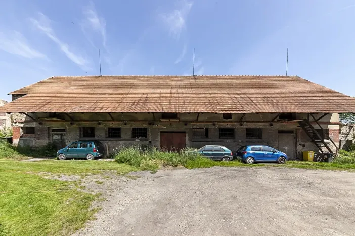 Prodej činžovního domu, Bobnice, U Zvoničky, 446 m2