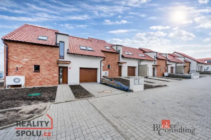 Prodej rodinného domu, Ořech, Východní, 147 m2