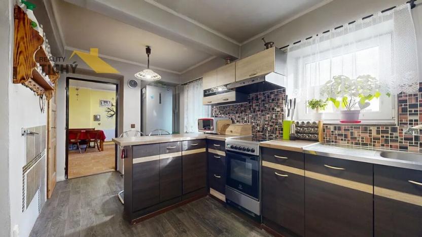 Prodej rodinného domu, Červený Kostelec, Vyšehrad, 127 m2