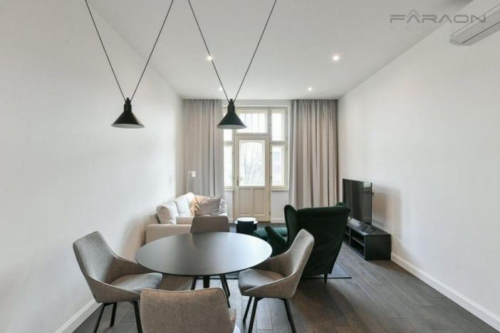 Pronájem bytu 3+1, Praha - Vinohrady, náměstí Jiřího z Poděbrad, 95 m2